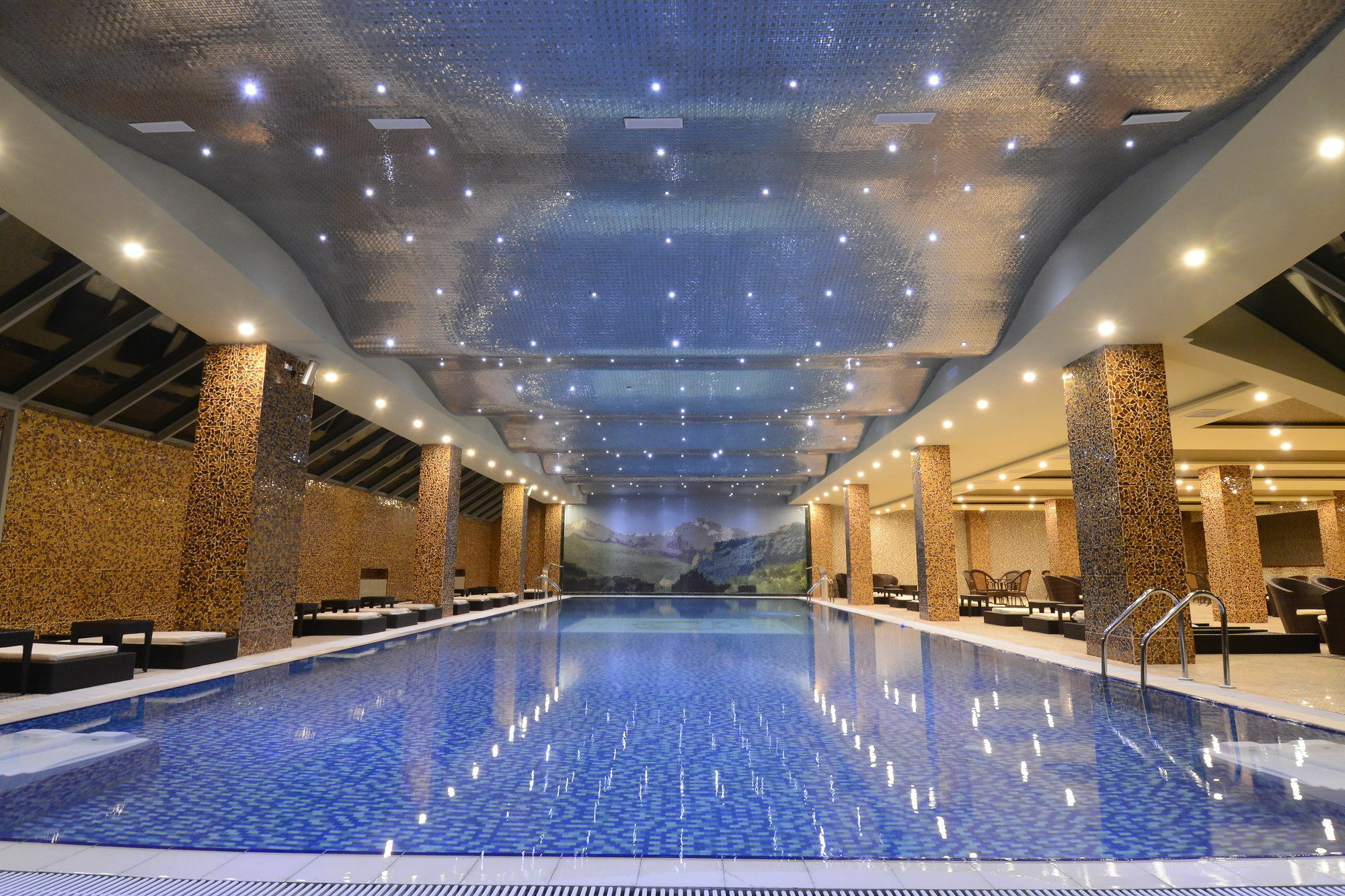 Golden Palace Hotel Resort & Spa Gl Tsaghkadzor Exterior photo