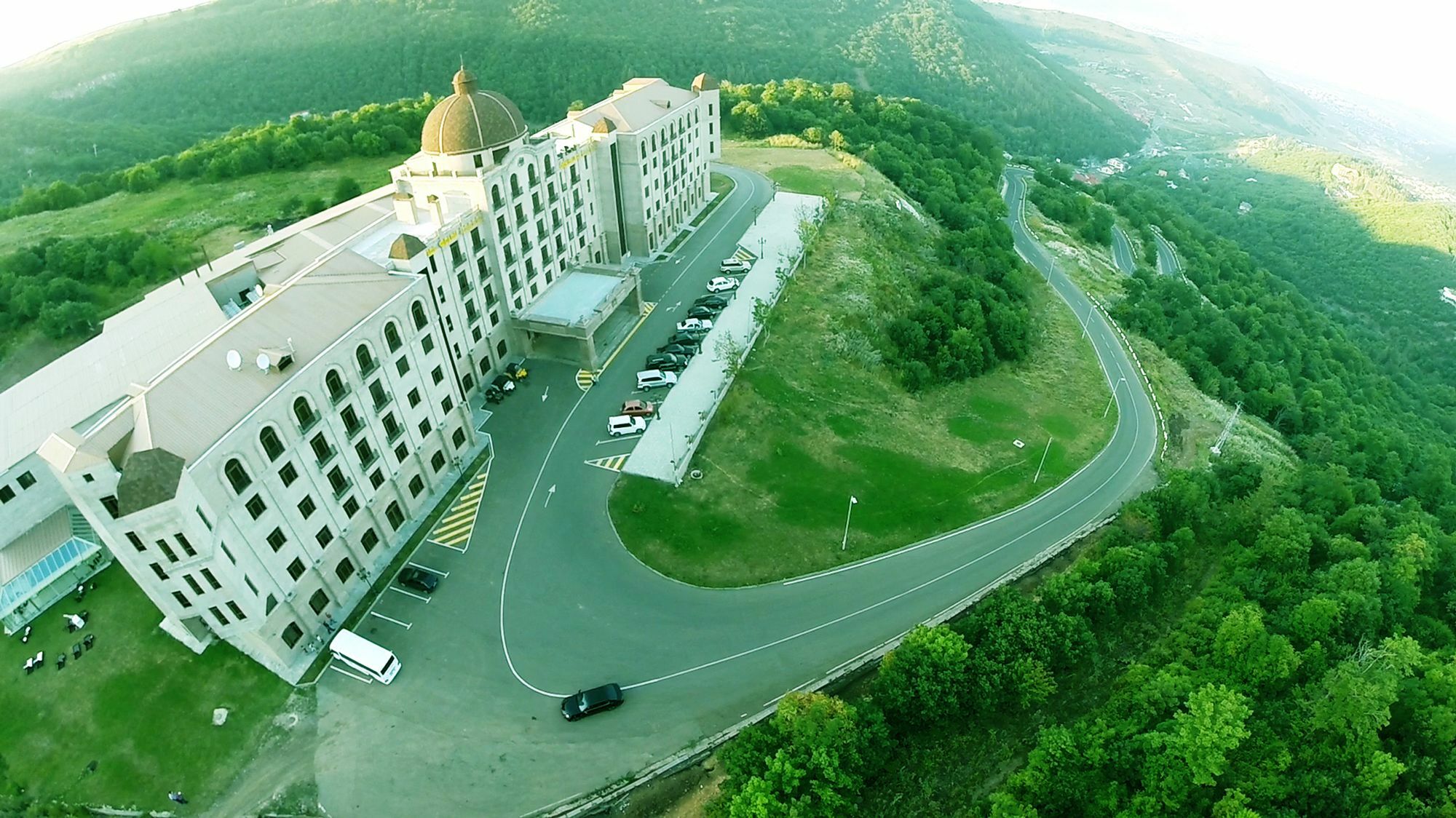 Golden Palace Hotel Resort & Spa Gl Tsaghkadzor Exterior photo